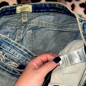 The brand BIG star women’s jeans size 29 waist